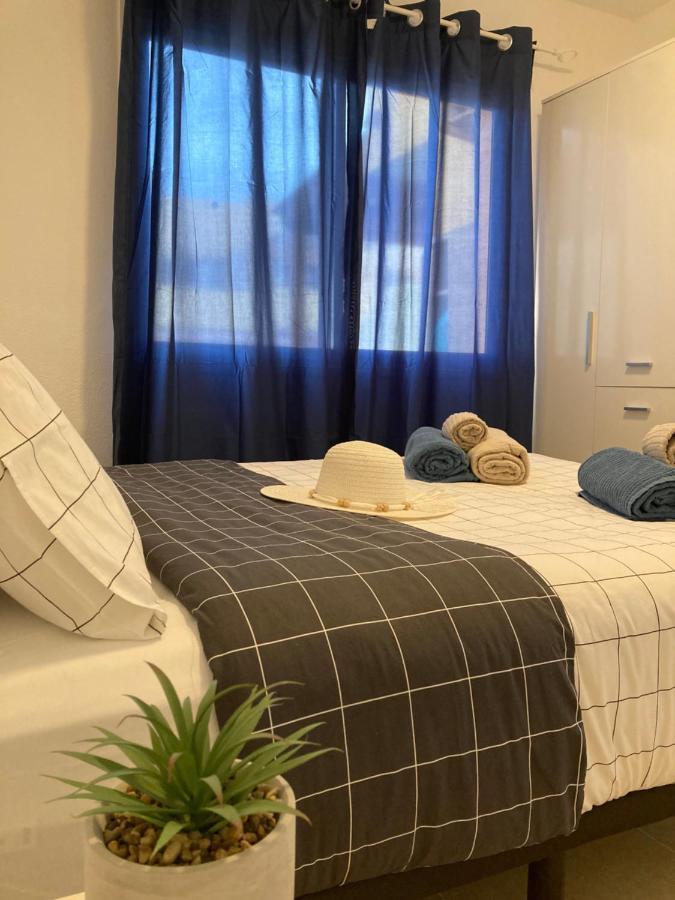 2 Bedroom Pool Apartment Close To Beach Rocky Point Corralejo Kültér fotó