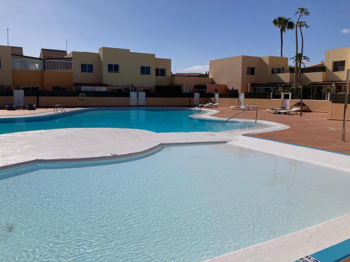 2 Bedroom Pool Apartment Close To Beach Rocky Point Corralejo Kültér fotó