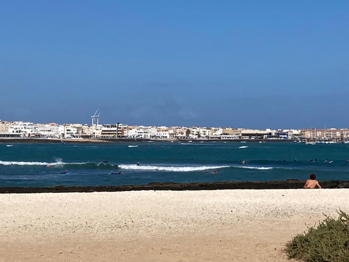 2 Bedroom Pool Apartment Close To Beach Rocky Point Corralejo Kültér fotó